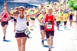 Corredores en la Maratón del Inmigrante en Oberá